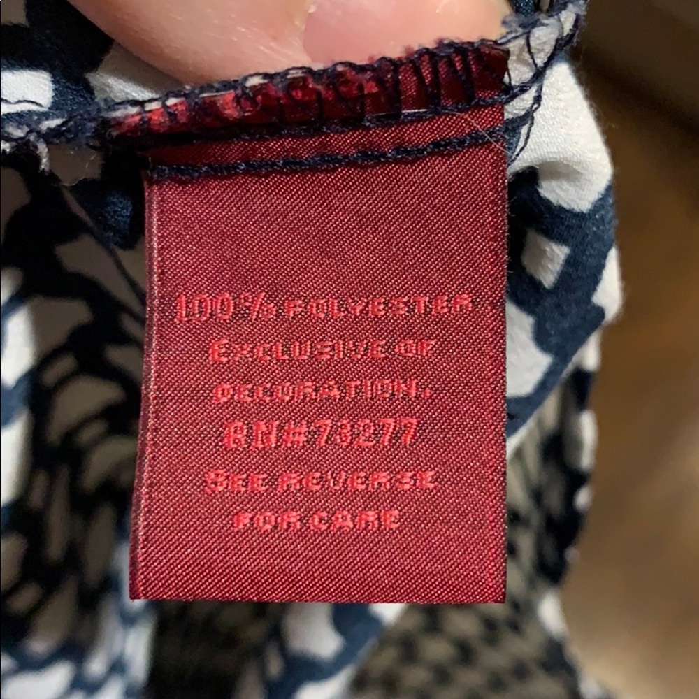 Button down top - Picture 6 of 7